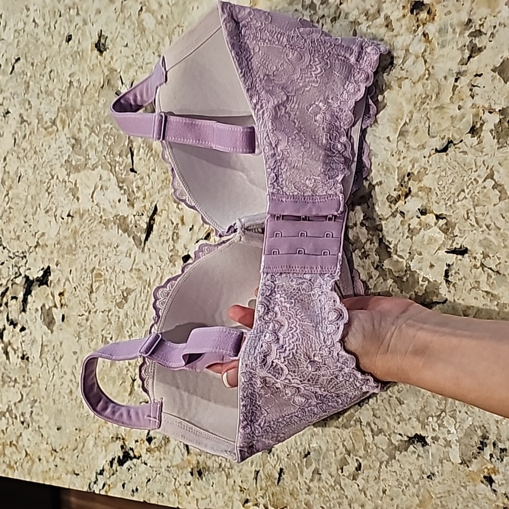 Camio Mio Bra! 32DDD - Picture 2 of 3